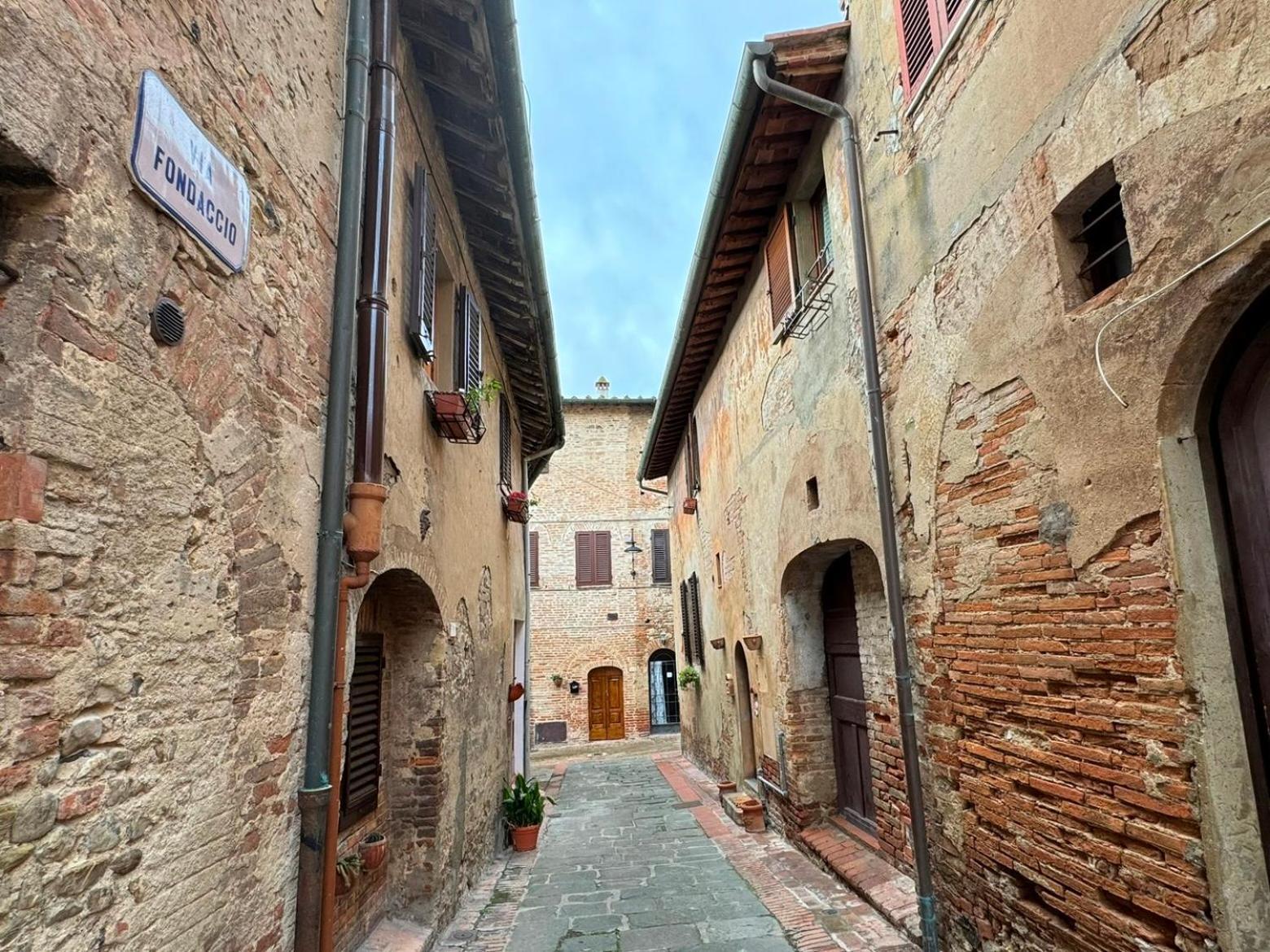 דירות צ'רטאלדו Casa Giulia, Il Gioiello Del Borgo מראה חיצוני תמונה